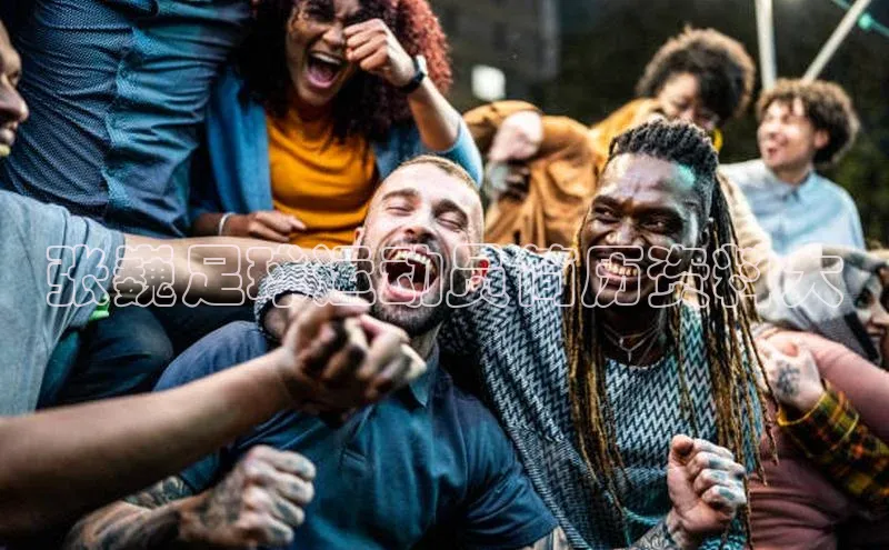 伟德BETVLCTOR1946官网百度集团张巍足球运动员简历资料大