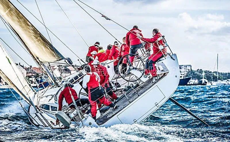 南京赛事运动服：潮流风尚与专业防护的完美结合